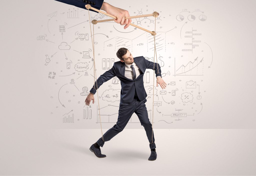 Growth opportunities under a highly controlling manager